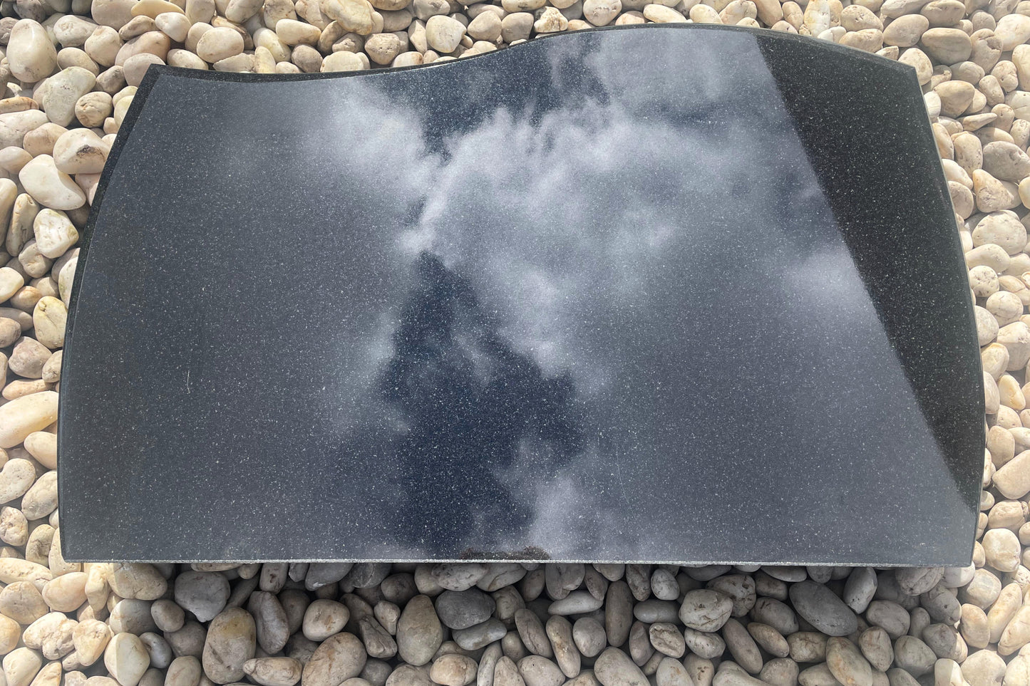 Granīta piemineklis