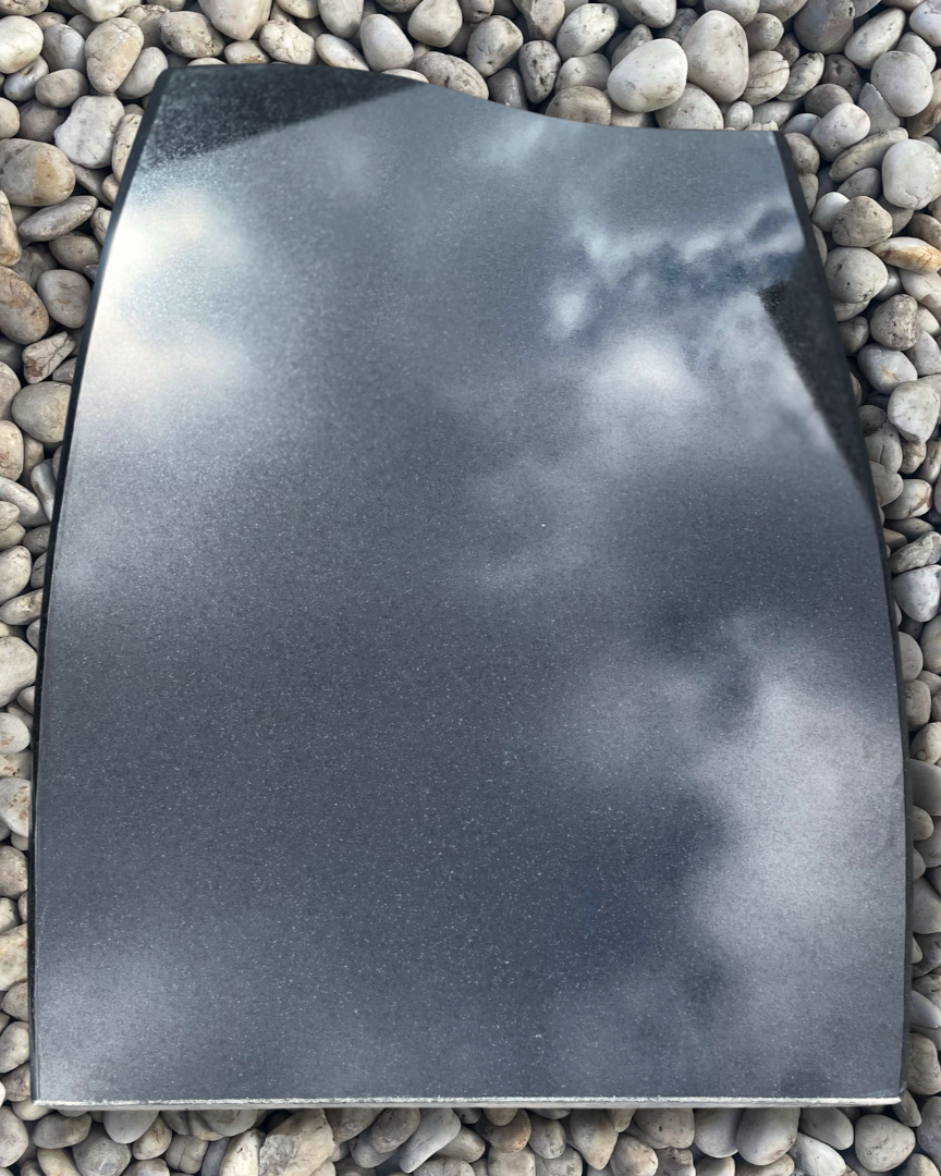 Granīta piemineklis